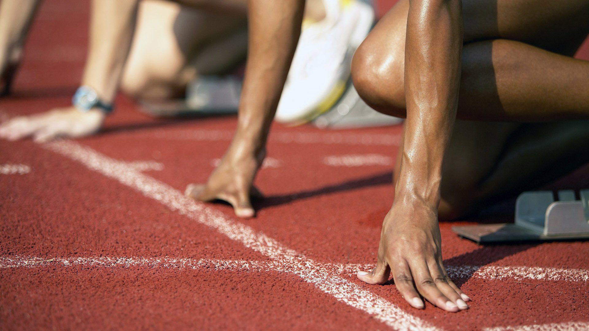 中国女排三连胜晋级八强士气高涨，中国女排3大赛战绩表